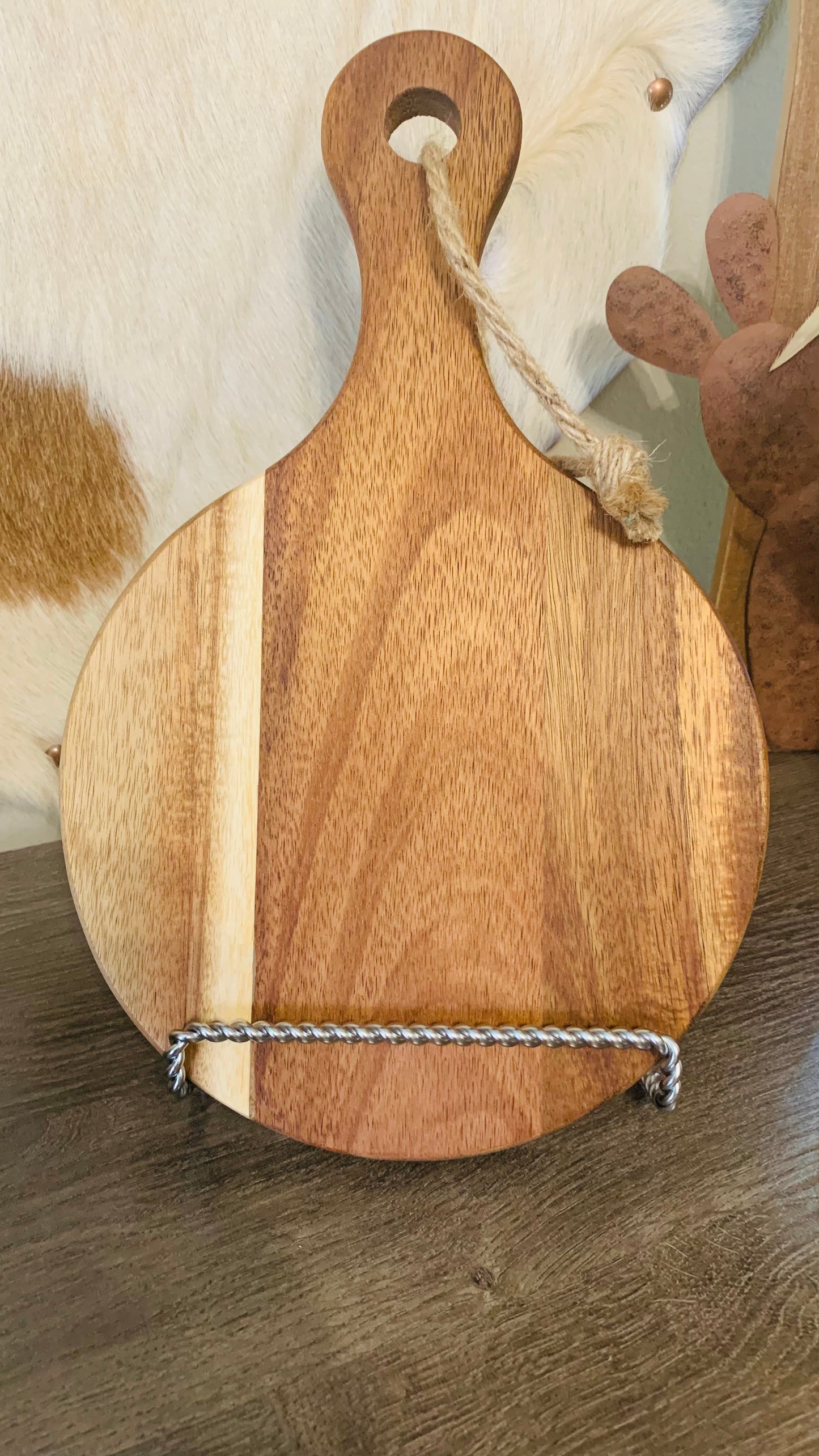 "Lion & Lamb" Kitchen Cutting Board Set