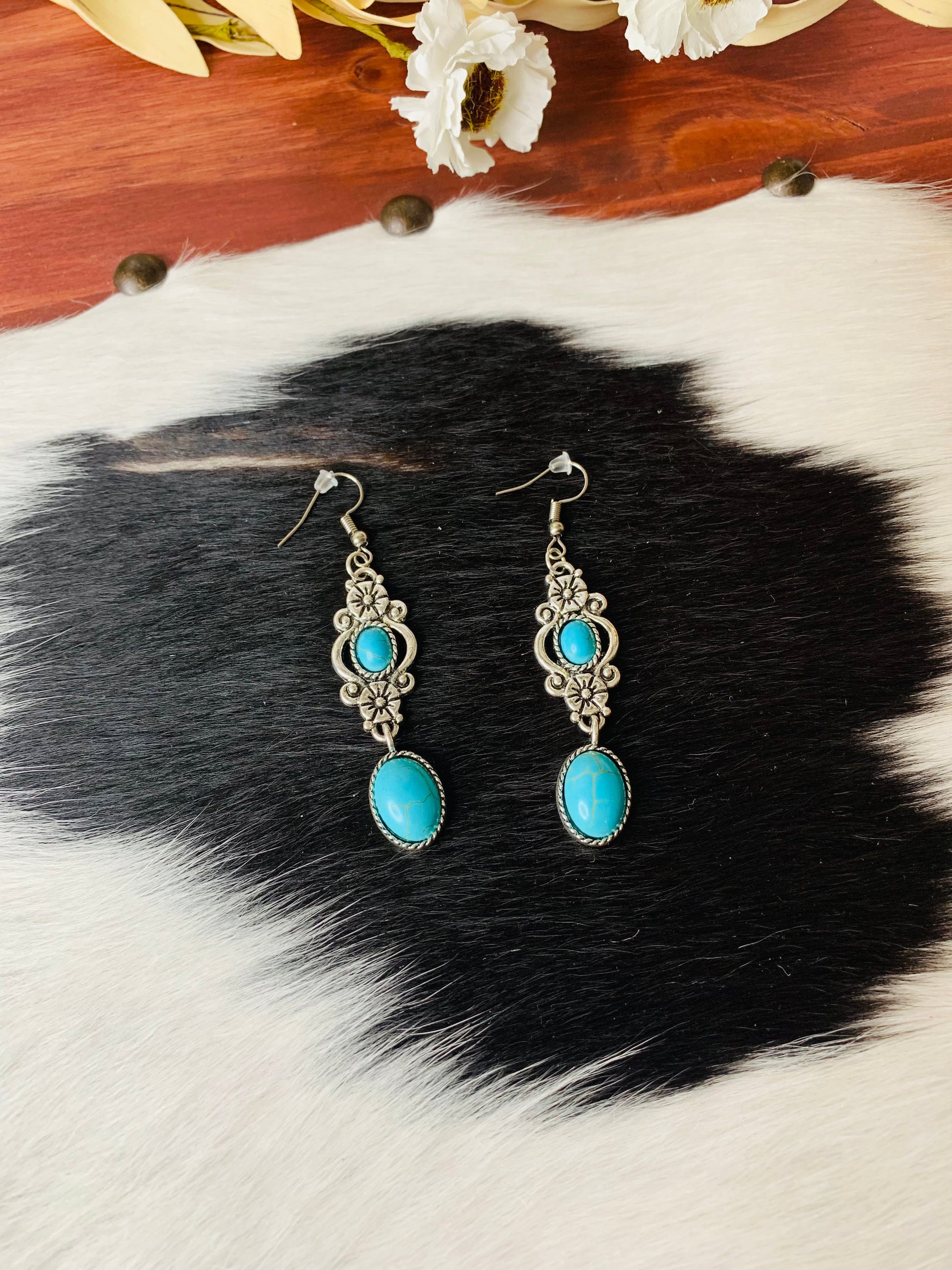 Antique Silver Turquoise Pearl Drop Earrings Wild Western Dreams