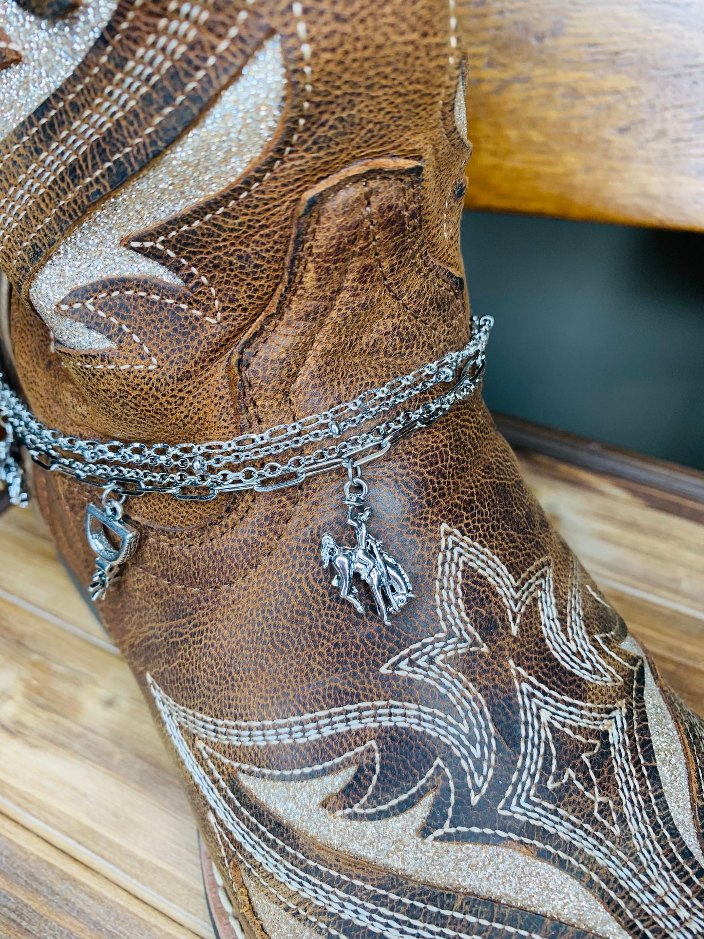 Western "Boot" Bracelet