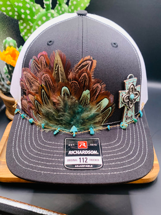 Richardson Feather Trucker Hat Two Tone Black/White