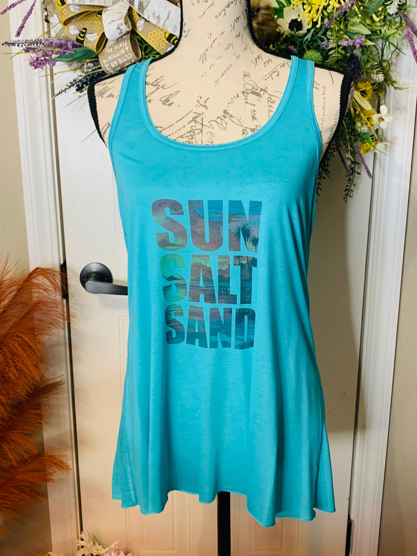 "Sun Salt Sand" Tank