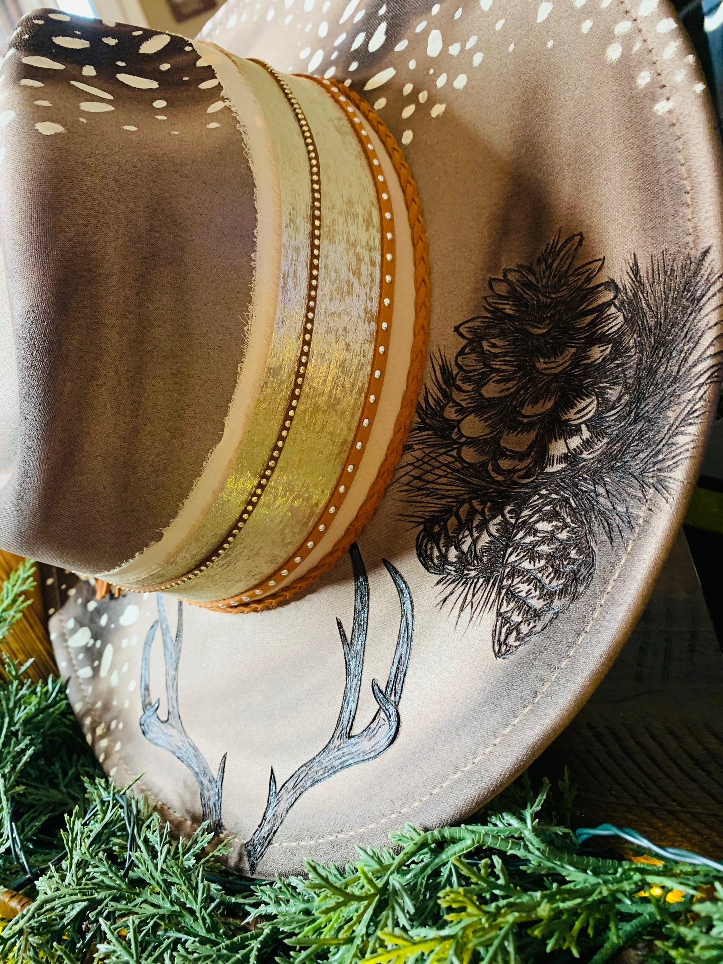 Hand Burned Rancher Hat "Fawn to 10 Point Buck" Design