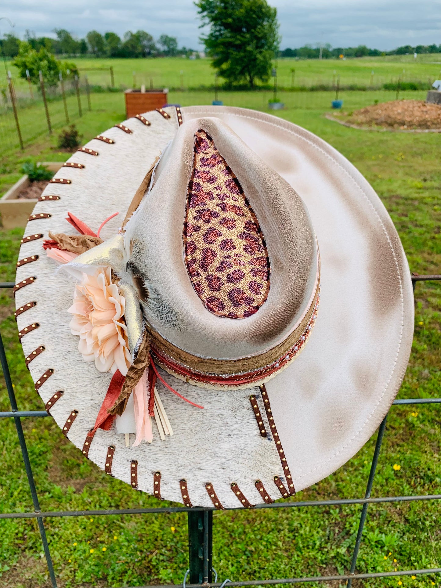 Rancher Hat "Smoke Show" Design