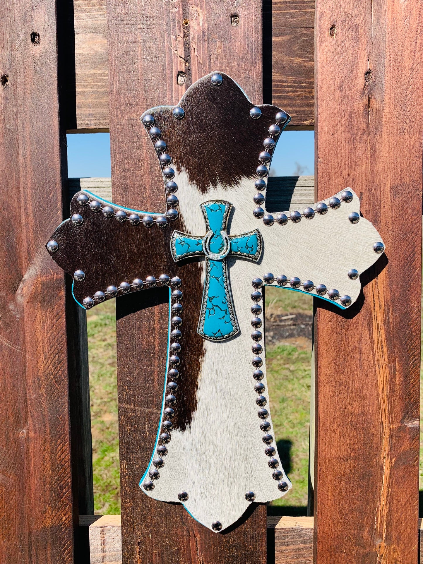 Western Cowhide Cross Wild Western Dreams